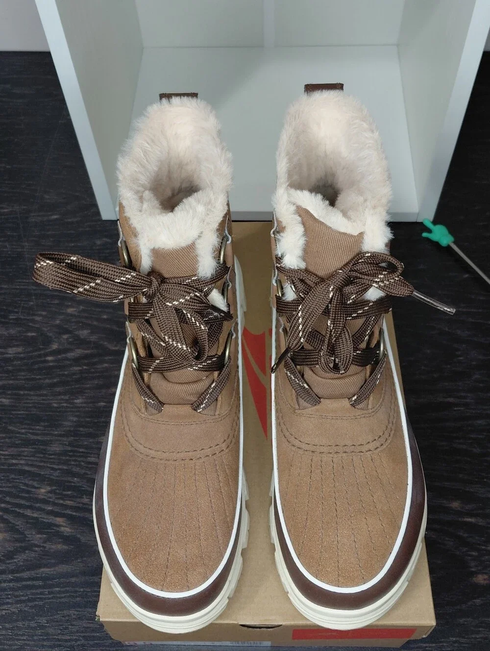 Sorel Tan and Cream Faux-Fur Lined Winter Boots - Women's Size 10